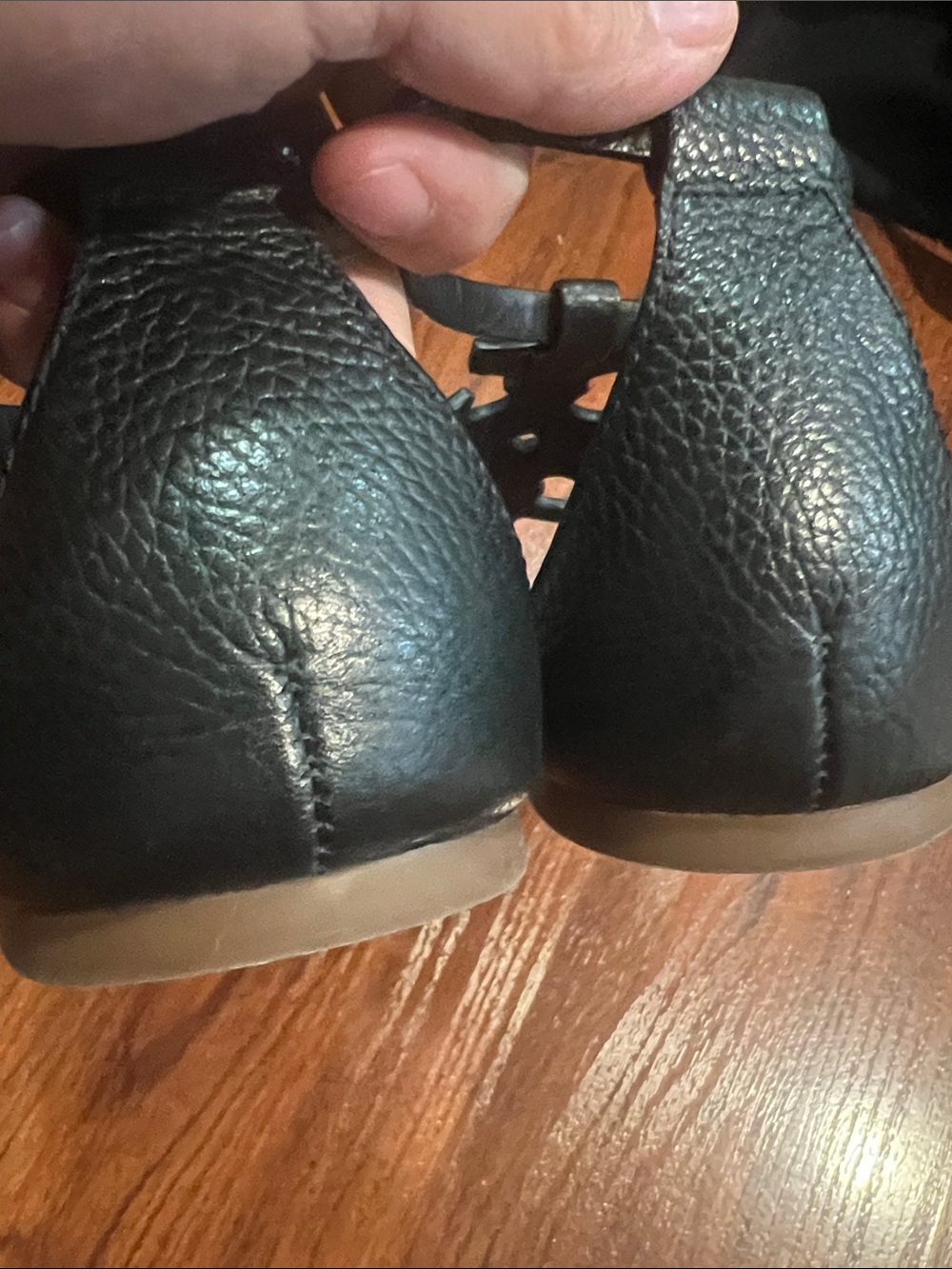 Tory Burch Black Leather sandals 9 1/2 - Picture 5 of 8